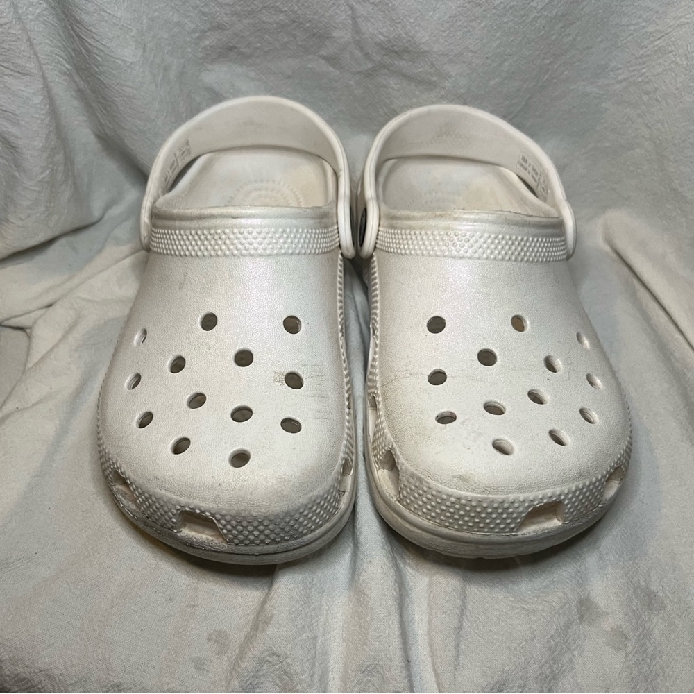 Shimmer white crocs size 1